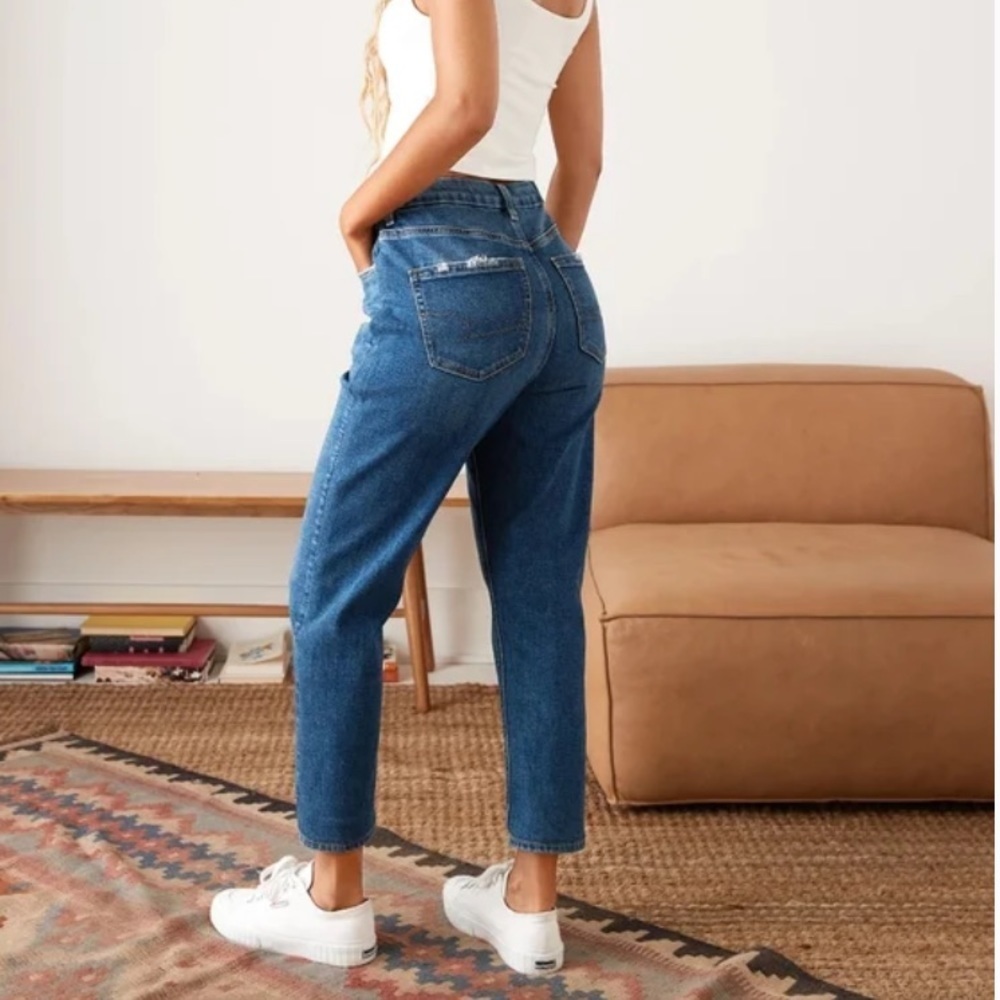 AE Stretch Curvy Mom Jeans